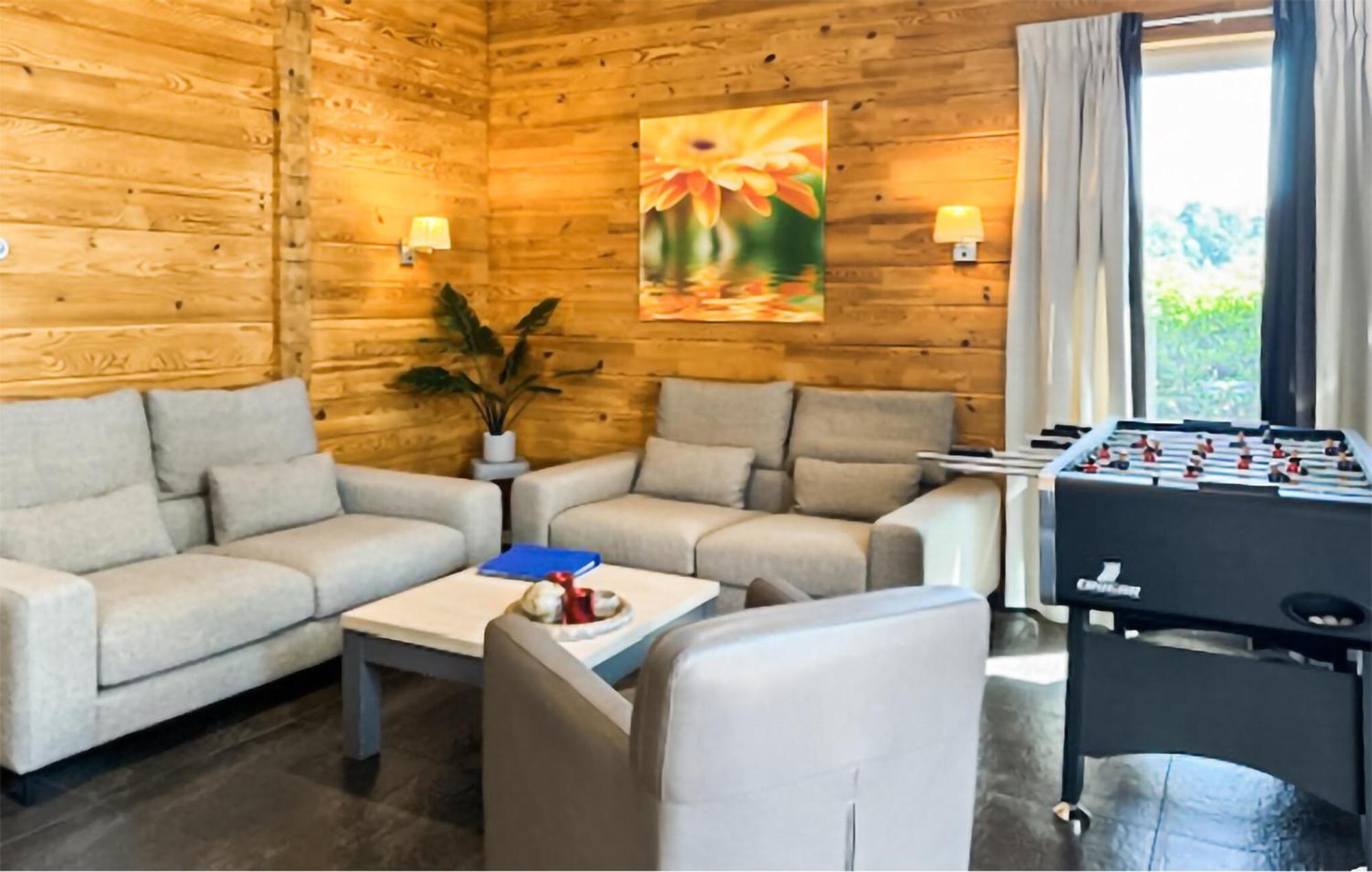 Lovely Home In Heel With Wifi Экстерьер фото